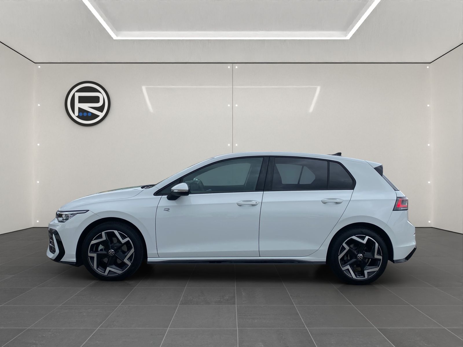 Volkswagen Golf VIII 1.5 eTSI R-Line DSG foto 3