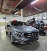 Mercedes-Benz 4Matic Edition 1  / 1. Hand / Pan.Dach / Sitzh. - gebrauchte Mercedes-Benz GLA 250 aus dem Jahr 2014