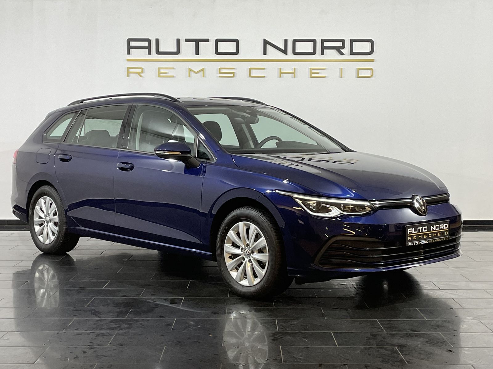 Volkswagen Golf 1.5 Life eTSI Variant*LED+*AHK*Navi*DAB+* imagem 3