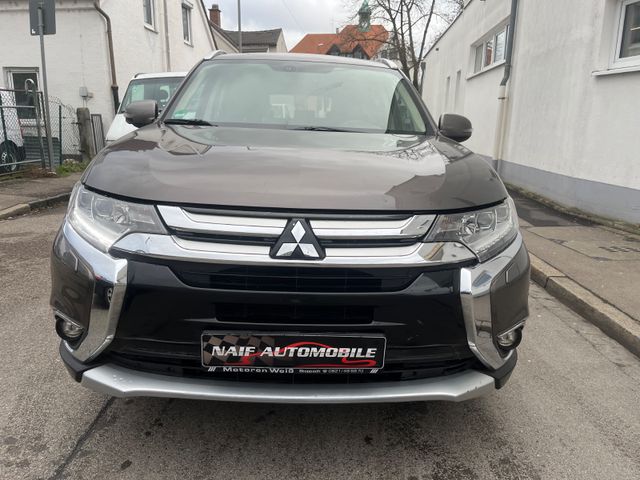 Mitsubishi Outlander Top 4WD*Euro6*Automatik*7Sitze*Navi