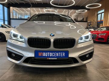 BMW 218 d Active Tourer*Klima*AHK*LED*Navi*Bluetooth