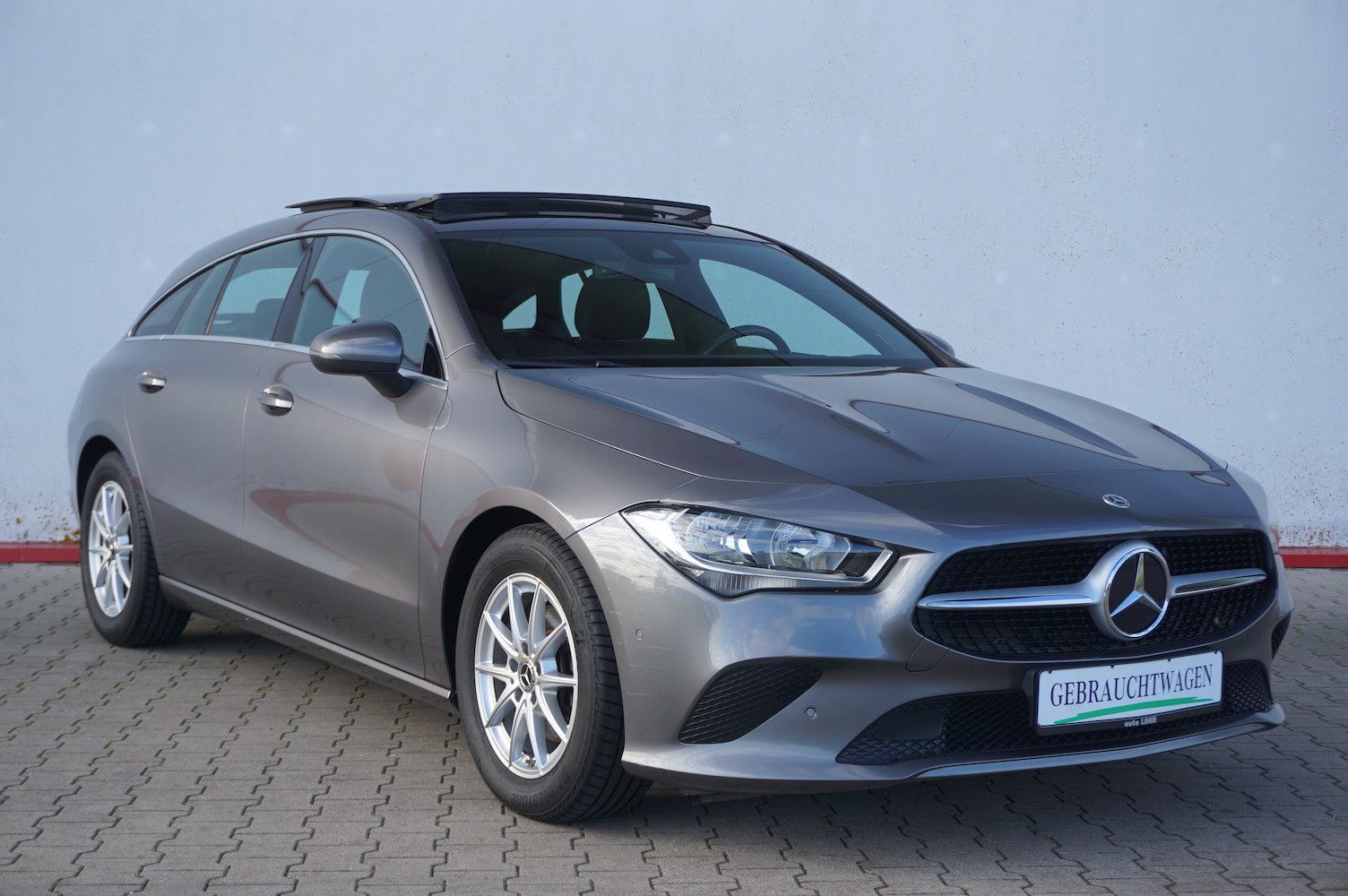 MERCEDES-BENZ CLA 180 Shooting Brake PANORAMA 14.655 € NETTO