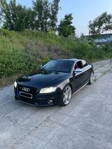 Audi S5 4.2 FSI quattro - - Audi S5 mit Benzin-Antrieb: Leder, Sportwagen, 4.2