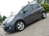Kia Venga Platinum Edition *NAVI*PANORAMA*KAMERA*SHZ - Kia Venga: Platinum Edition