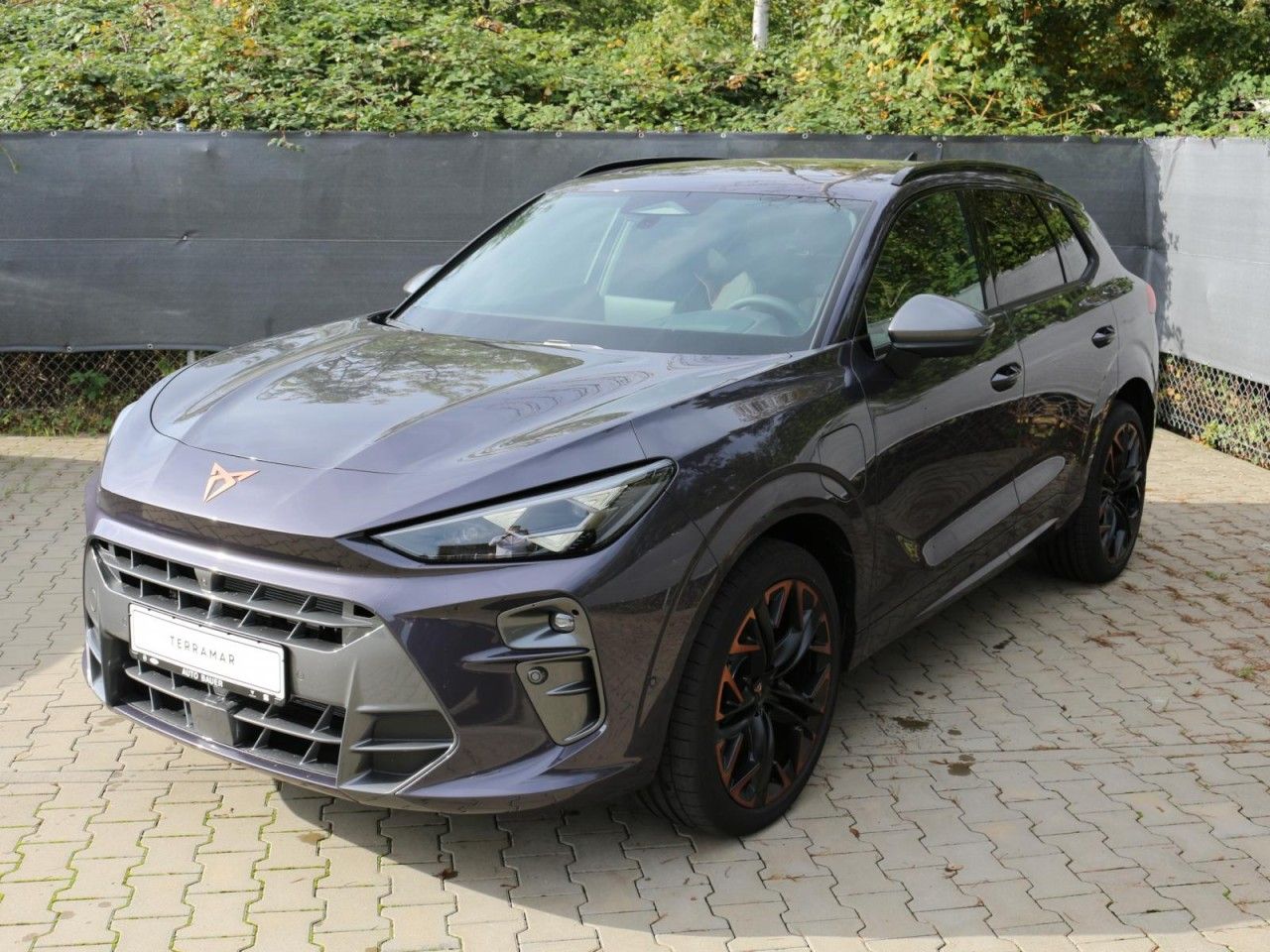 Fahrzeugabbildung CUPRA Terramar VZ 1.5 e-Hybrid DSG