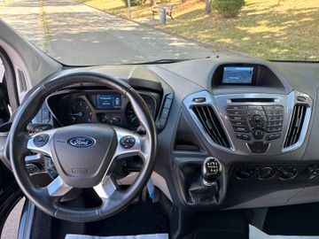 Ford Tourneo Custom - 12