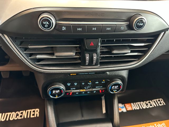 MYAUTOCENTER – Gebraucht- und Jahreswagen mit Werkstattservice in Pfaffenhofen Ford Focus Lim. *Pano*Kamera*AHK*LED*