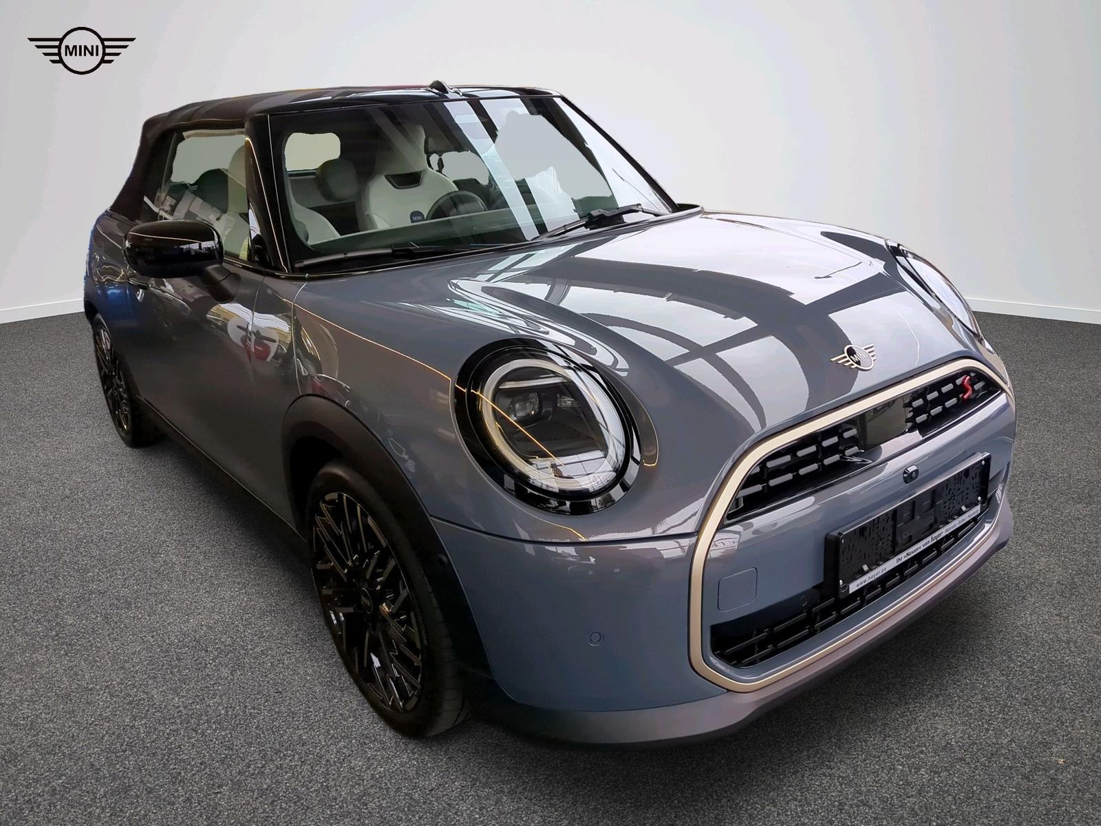 MINI Cooper S Cabrio - Bild 2
