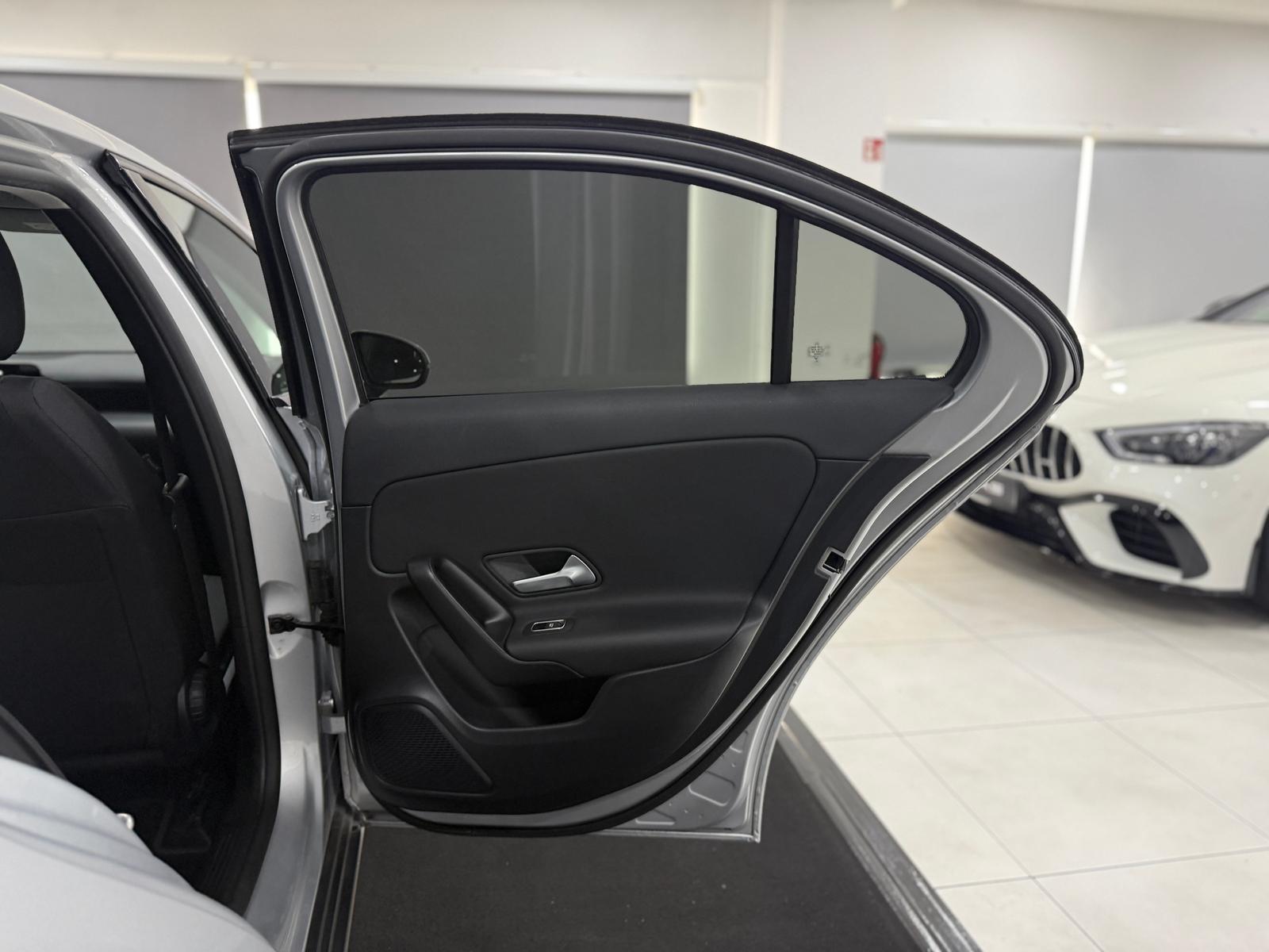 Mercedes-Benz A-Class LIMOUSINE*AMG 18"NAVI*KLIMA*SHZ*SPURH.*, миниатюра 17