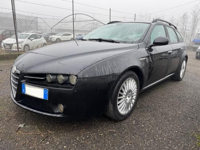 Alfa Romeo ALFA ROMEO 159 1.9 JTDm 16V Sportwagon Distincti