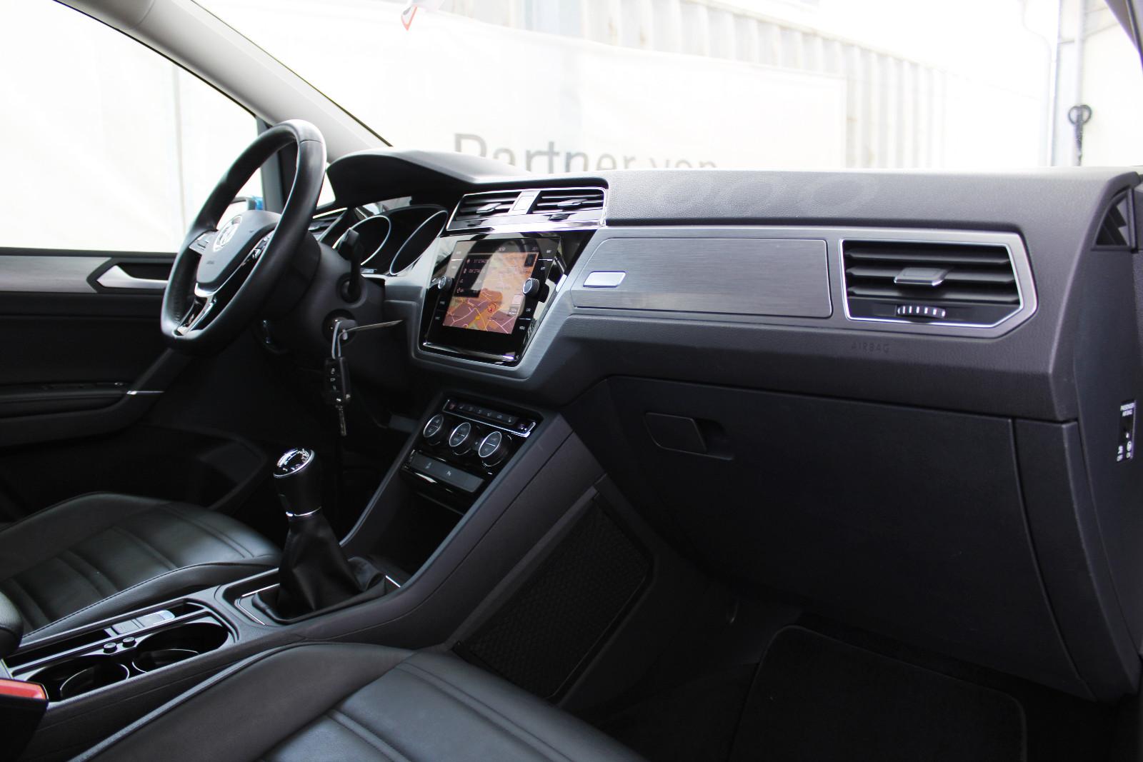 Volkswagen Touran *7 Sitzer* *Tüv&Inspektion Neu*Navi*Leder