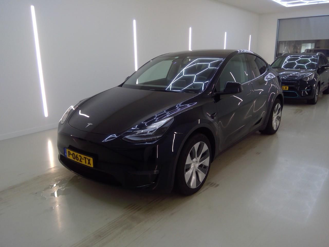 Tesla Model Y Long Range AWD 75kWh 351pk 92,8% SoH [ A