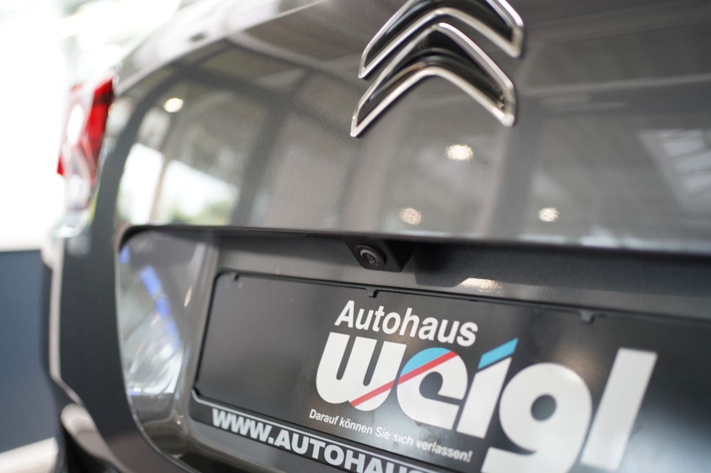Fahrzeugabbildung Citroën C5 Aircross Hybrid 145 Plus e-DCS6 Automatik Nav