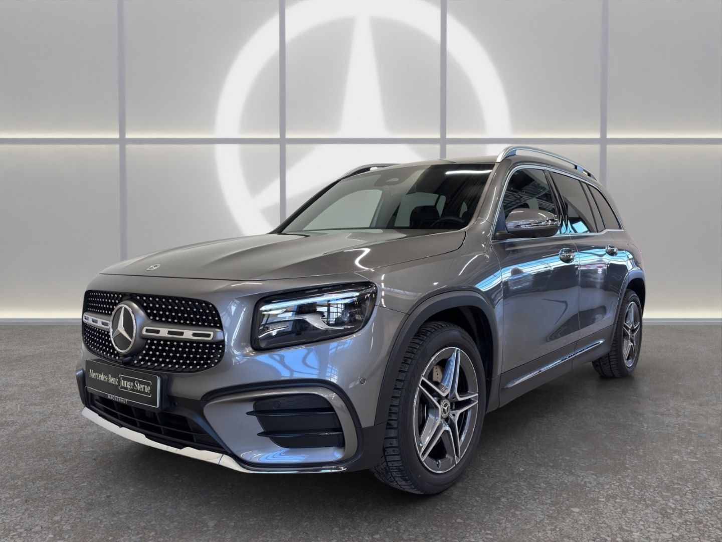 MERCEDES-BENZ GLB 250 4M AMG LINE PREMIUM AHK+OFFROAD+DIS+360°