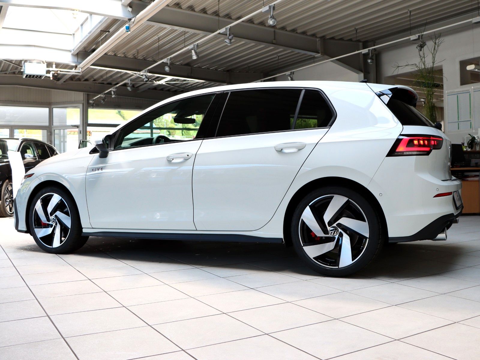 Volkswagen Golf - Bild 5