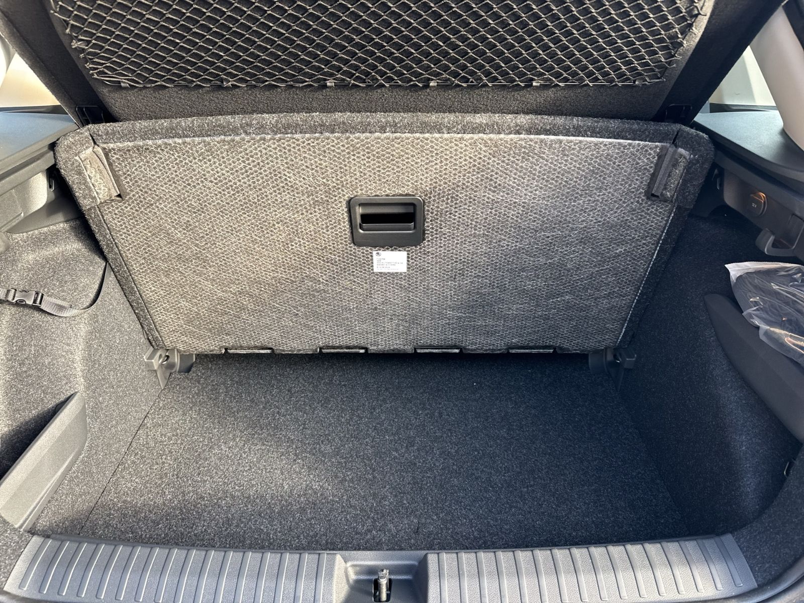 Kamiq 1.0 TSI Essence, Smartlink, Bluetooth, Win