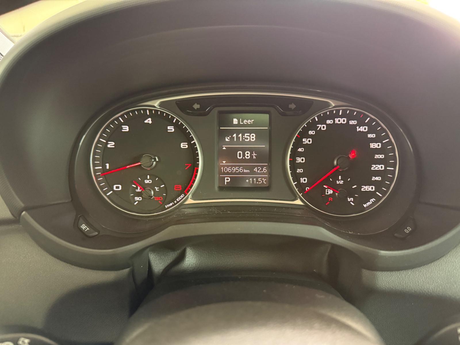Audi A1 1.4 TFSI*S lINE*AUTO*PANO*NAVI*BOSE*BI-XN*SHZ