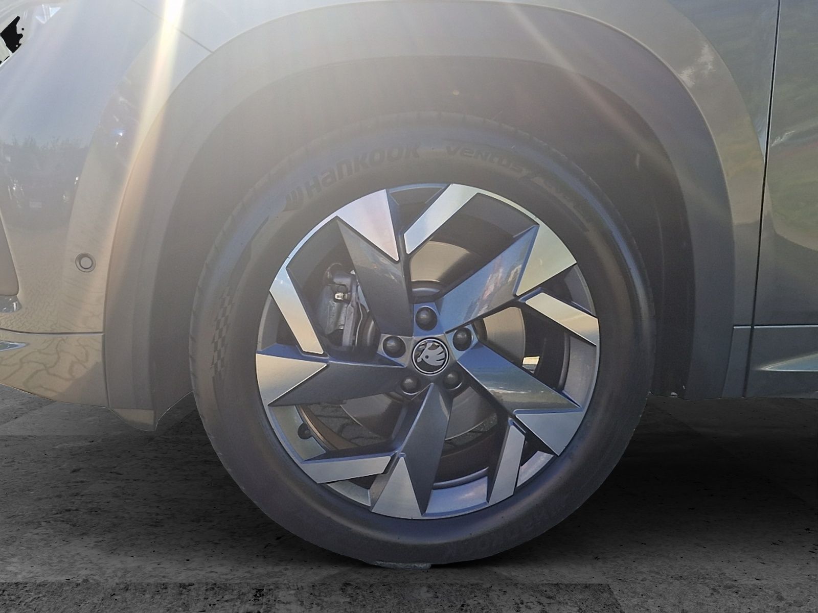 Fahrzeugabbildung SKODA Kodiaq 4x4 Sportline Matrix Navi ACC AHK STHZ SH
