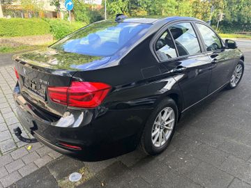 BMW 318 - 4