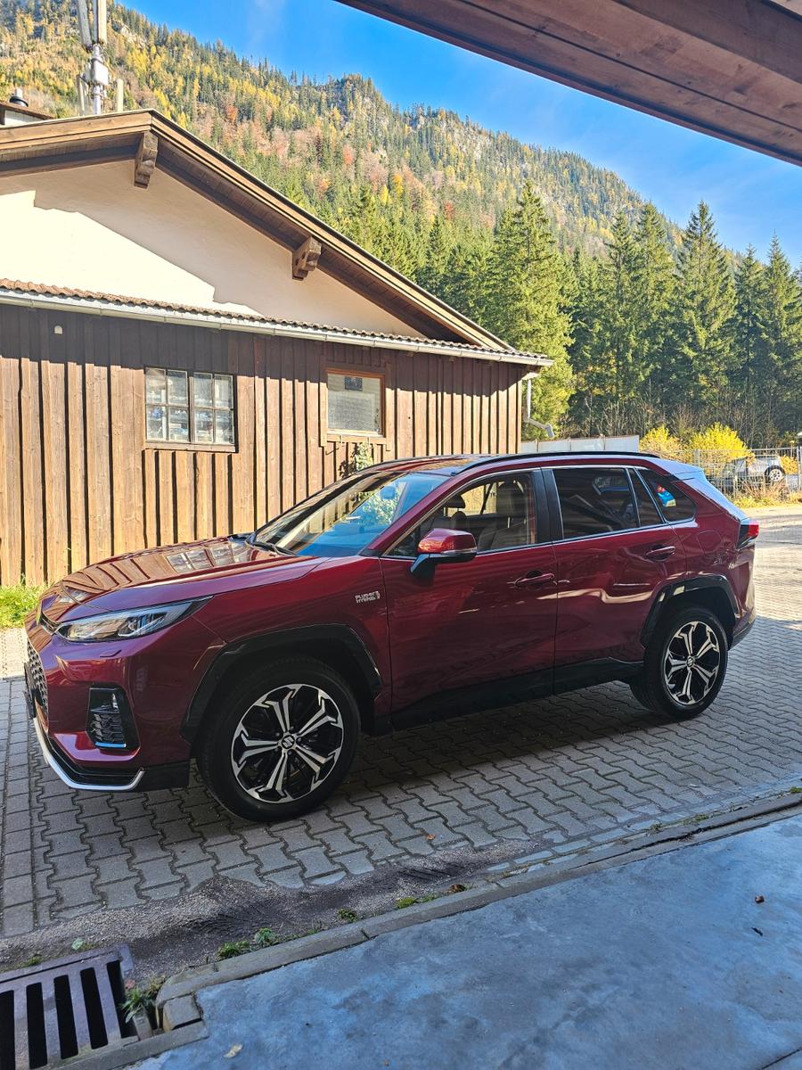 Suzuki Across 2.5 Plug-In Hybrid Comfort+