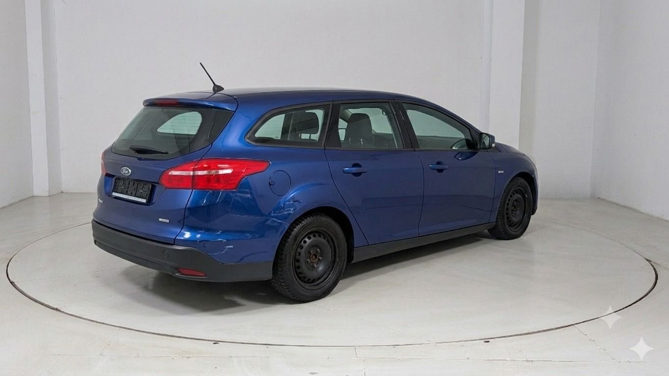 Fahrzeugabbildung Ford Focus Turnier 1.0 eco Boost * beh. FS * SHZ * PD