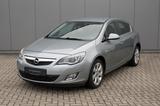 Opel Astra 1.6 Innovation*BI-XENON*NAVI*TEMPOMAT*PDC* - gebrauchte Opel Astra aus dem Jahr 2012