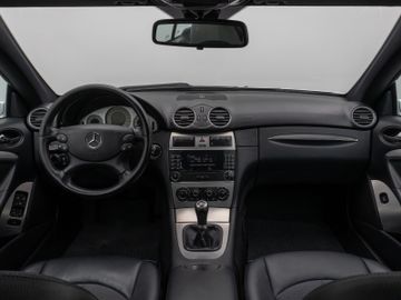 Fahrzeugabbildung Mercedes-Benz CLK 200 Coupe Kompressor Avantgarde Sitzhzg Temp