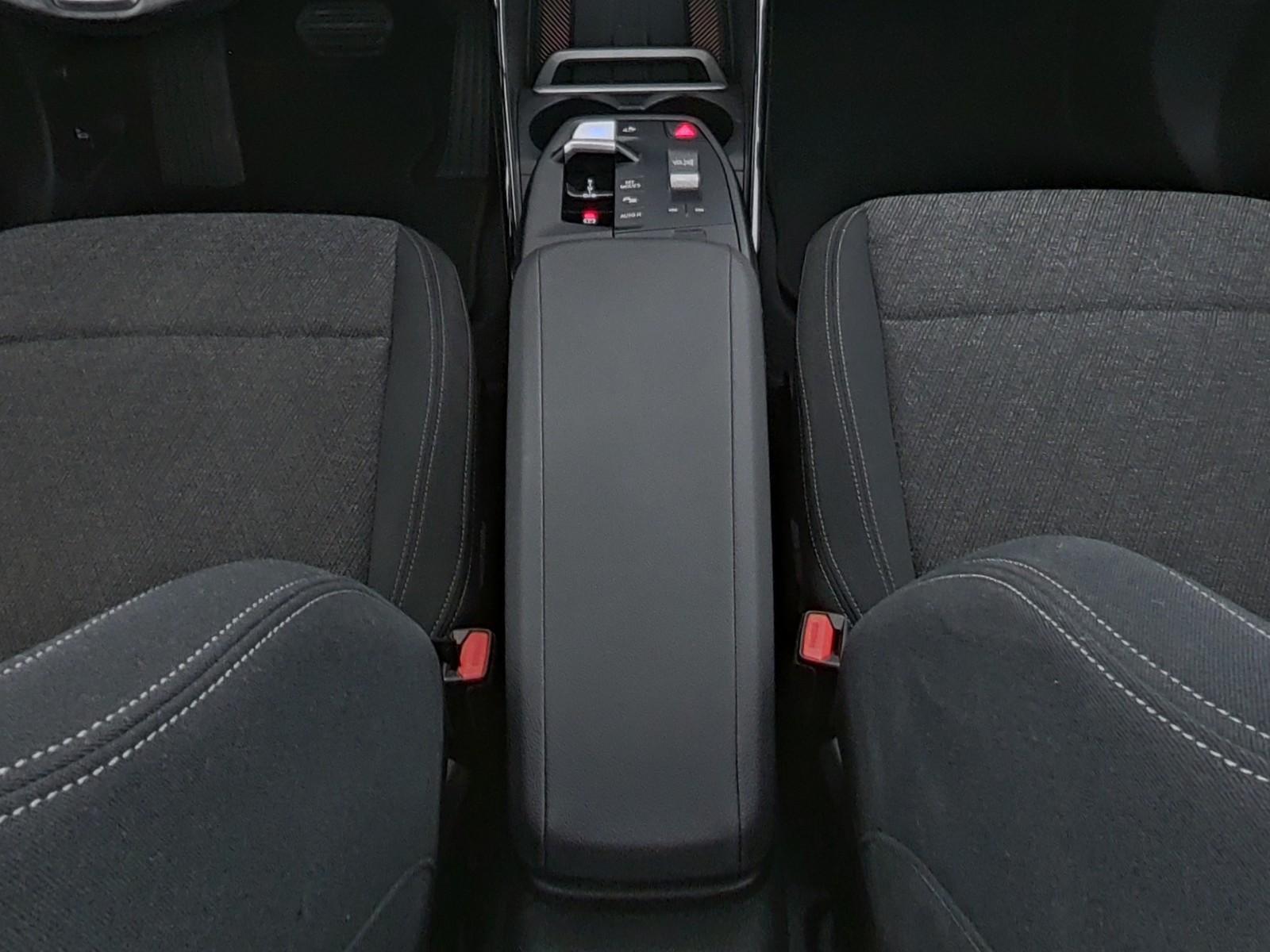 BMW iX1 xDrive30 Navi PDC Siitz&Lenkrhzg., миниатюра 13