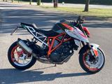 KTM 1290 Super Duke R | 11.300 km | Akrapovič - KTM 300