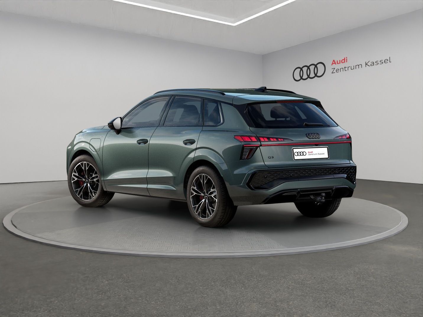 Audi Q3 SUV e-hybrid S line Matrix AHK Tech pro 360° foto 3
