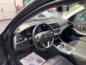 BMW 320 - 9