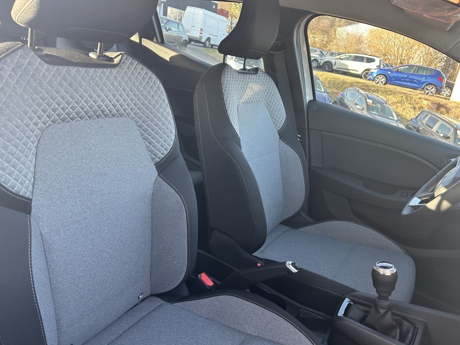 Renault Clio - Bild 17