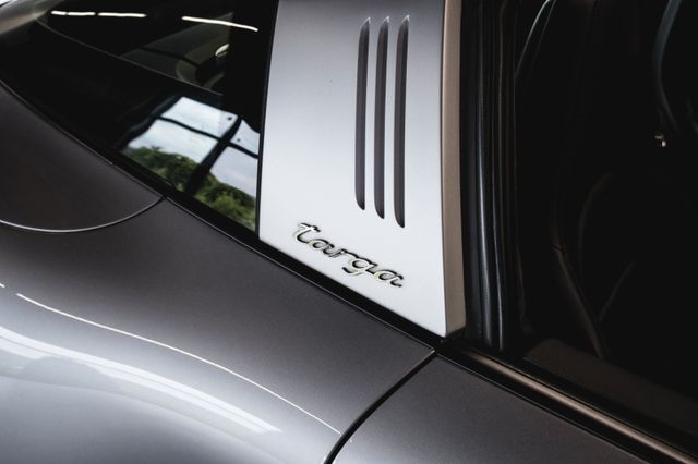 Fahrzeugabbildung Porsche 911/991.2 Targa 4 Sportabgas/SH/20 Zoll