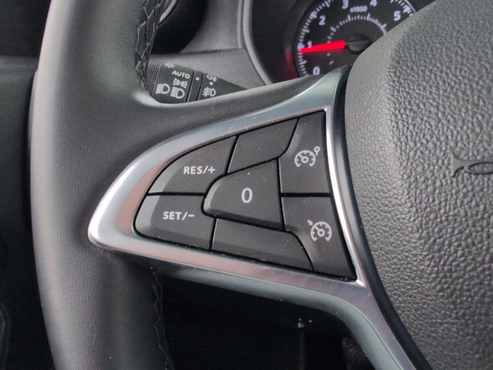 DACIA Duster  Blue dCi 115 Prestige+ Multiview SHZ – Bild 24