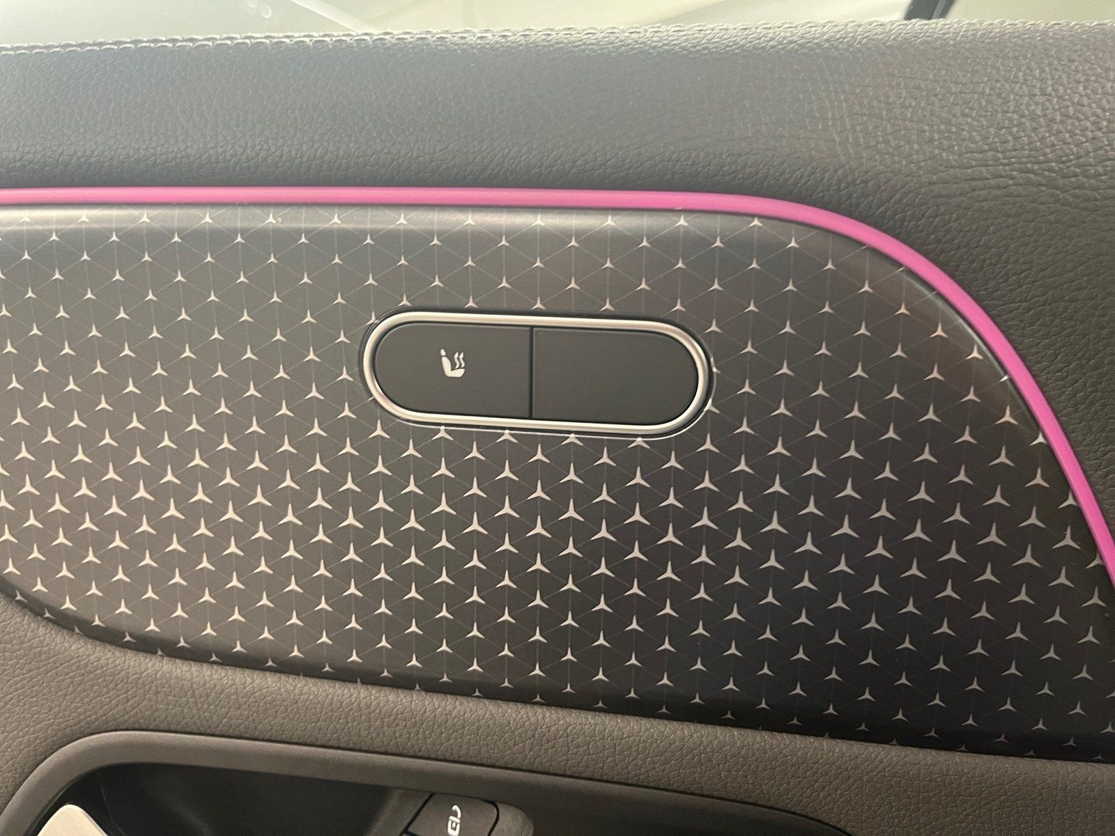 Fahrzeugabbildung Mercedes-Benz EQA 250+ Electric Art*360°*Distronic*Totwink*LED