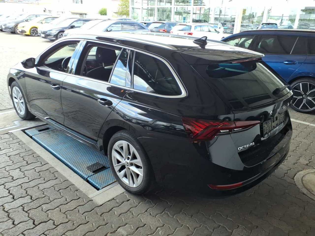 Skoda Octavia - Bild 5