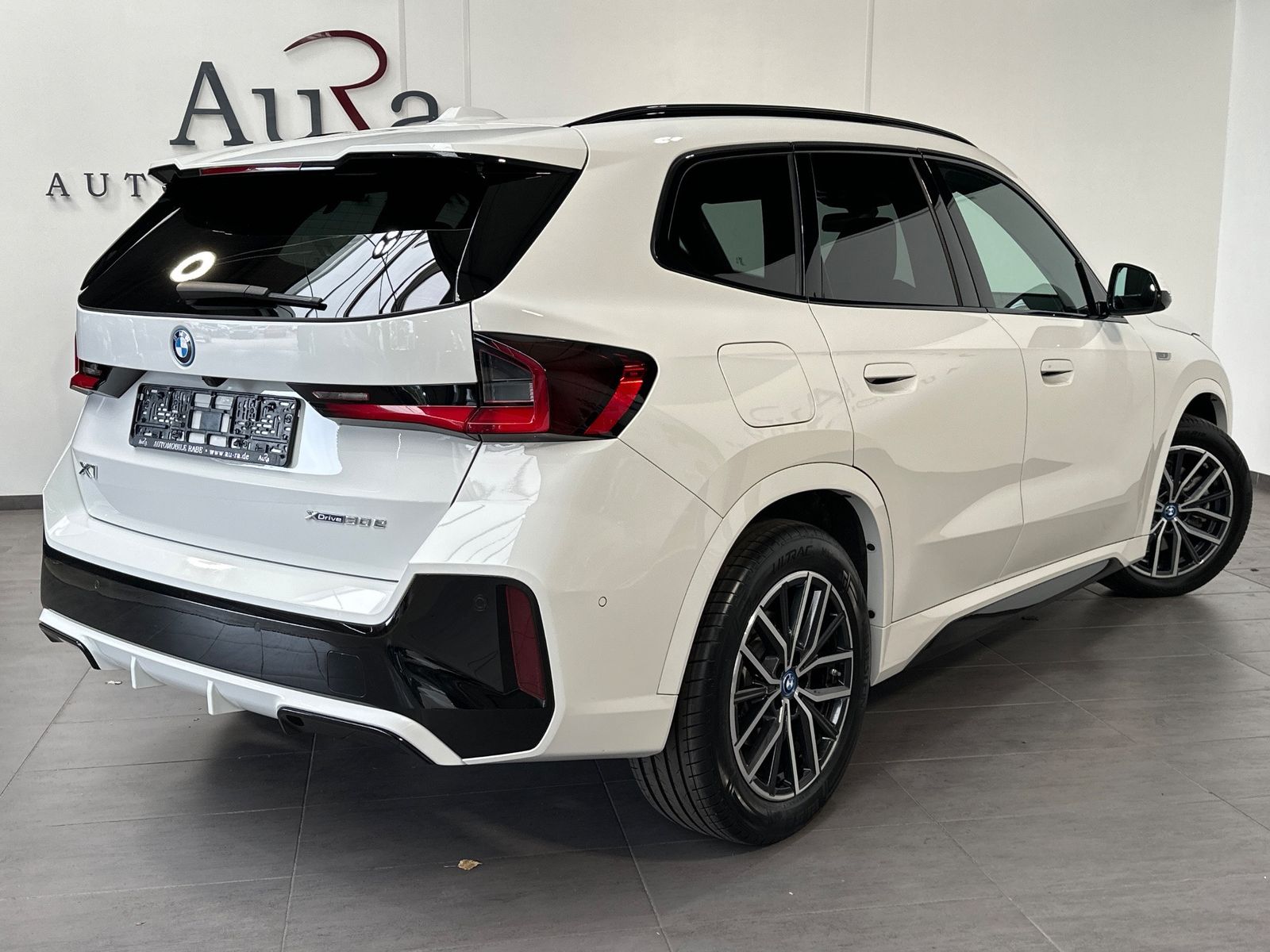 Fahrzeugabbildung BMW X1 xDrive30e M-Sport NAV+LED+ACC+AHK+H&K+VCOCKP
