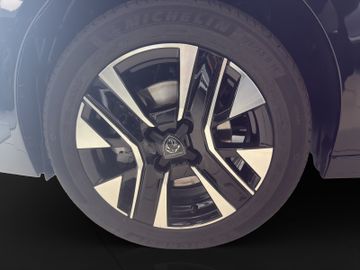 Peugeot 208 Allure 156 Elektro 360 Kam.+KeyLess+Navi