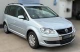 Volkswagen Touran 1.6 Trendline Klima Nav Tempomat 7-Sitzer - Volkswagen Touran aus 2007: Trendline