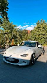 Mazda MX-5 RF 2.0 Skyactive G-160 Sports-Line - Mazda: Mazda2 Sport