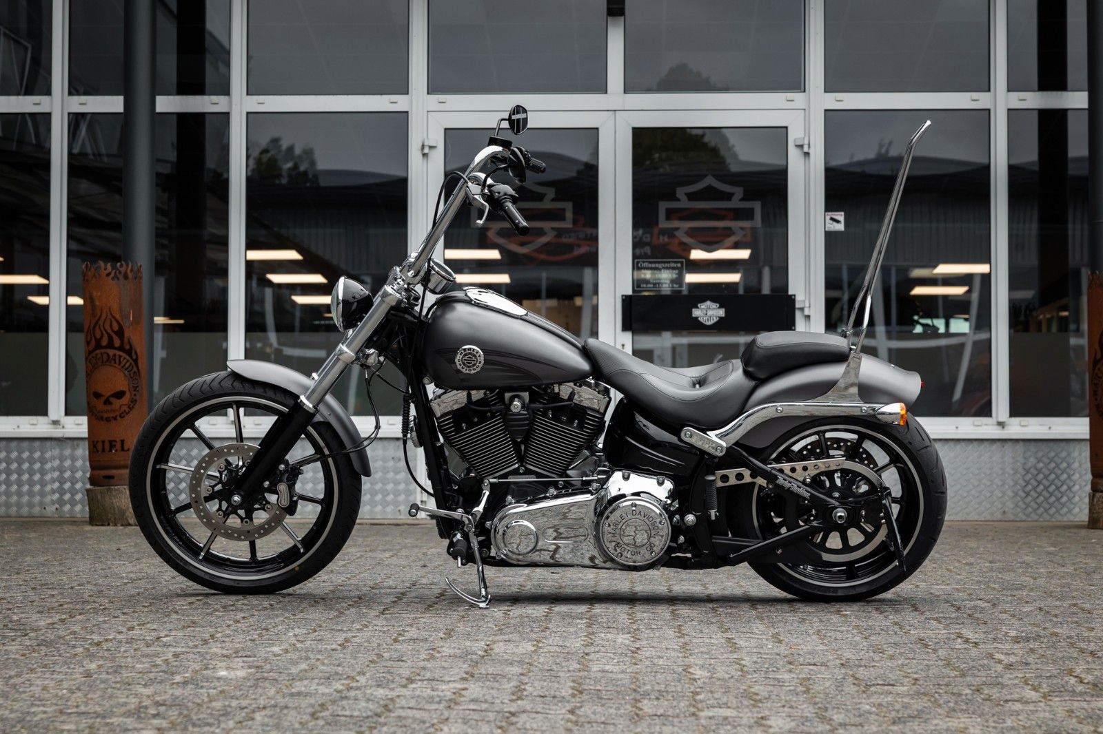 Fahrzeugabbildung Harley-Davidson FXSB Breakout 103 - Kesstech/ Fehling ApeLenker