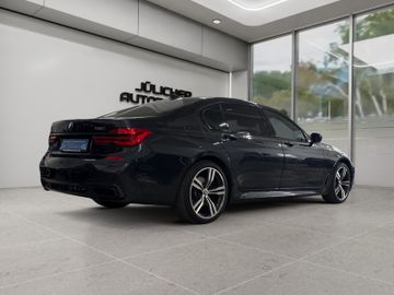 BMW 750 - 3