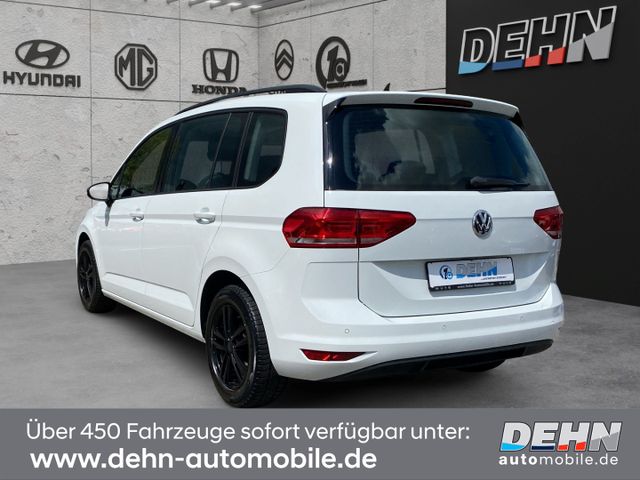 Volkswagen Touran 1.5 TSI Comfortline 7 Sitzer LEDNaviAHK