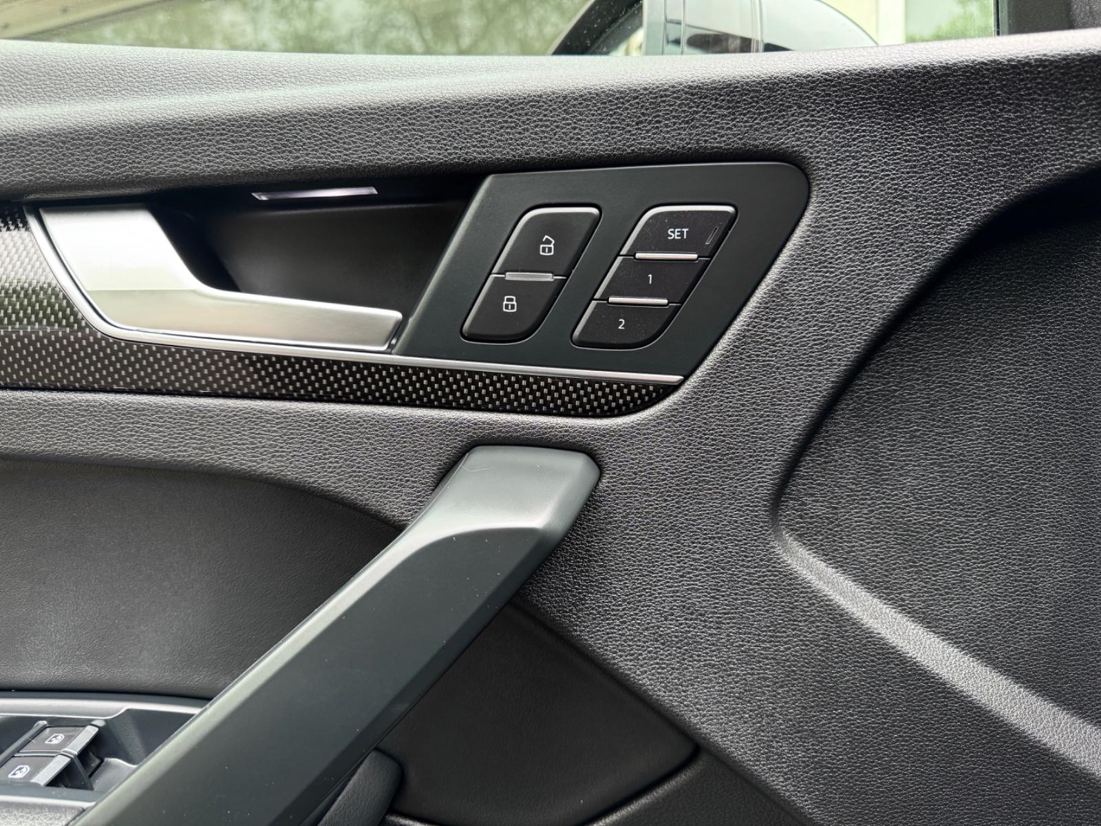 Audi SQ5 3.0 TFSI quattro 354 ch – Toit panoramique – Matrix LED – Affichage tête haute
