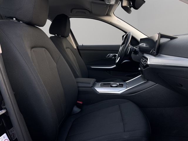 Foto Nummer 12: BMW 320e