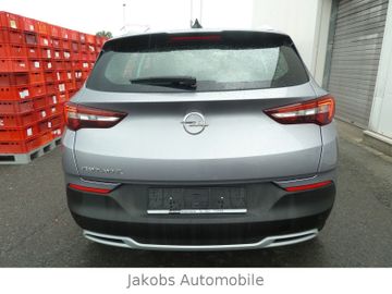 Opel Grandland (X) - 11