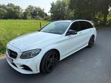Mercedes-Benz C 300 T Autom. - Massage / Panorama  - Mercedes-Benz C 300 in Braunschweig