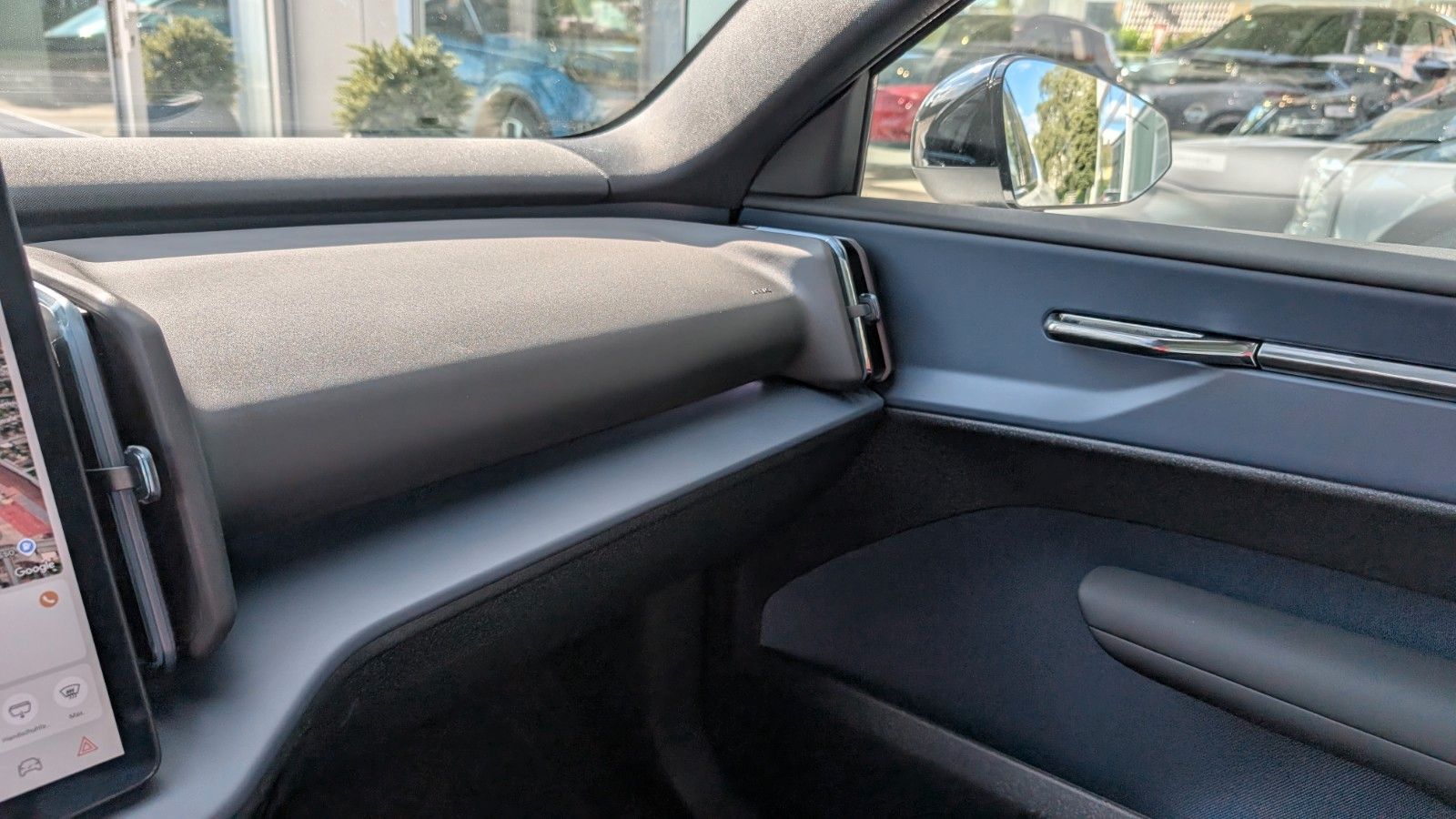 Fahrzeugabbildung Volvo EX30 Ultra Panoramadach | 360° | ACC