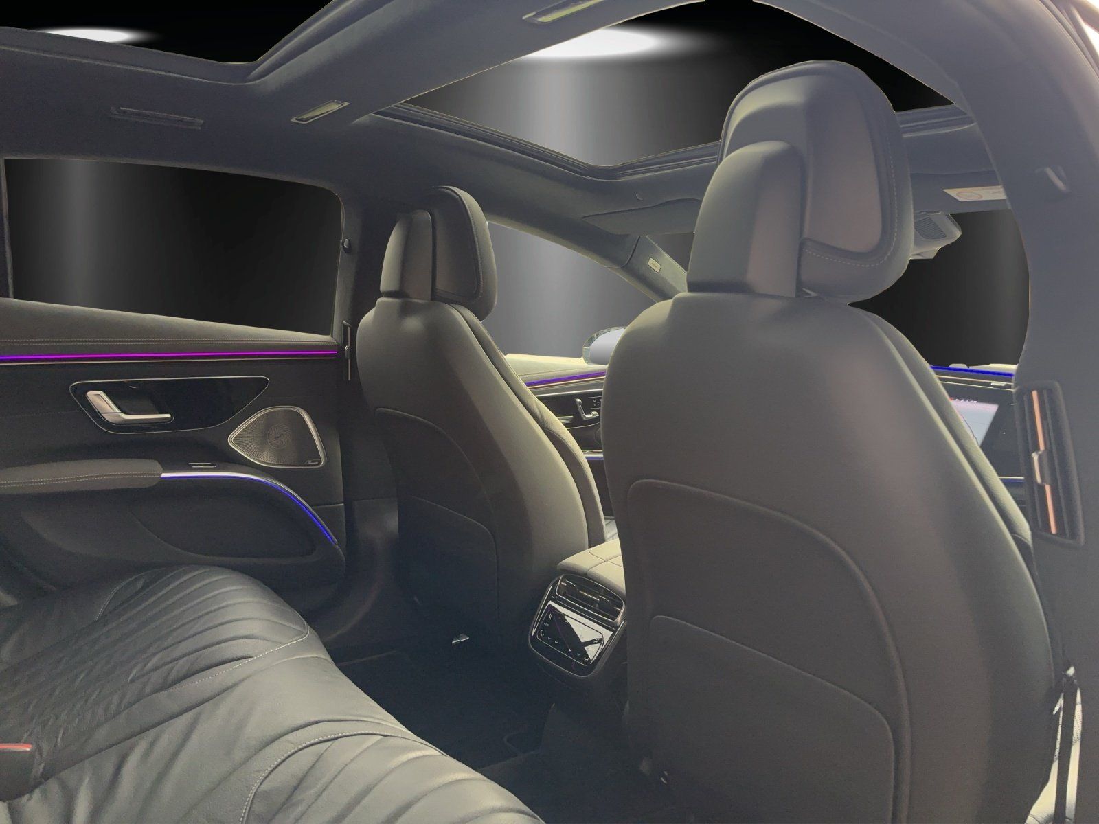 Fahrzeugabbildung Mercedes-Benz EQS580 AMG Prem+ HYPER Massage TV AR-HUD HAL DWA