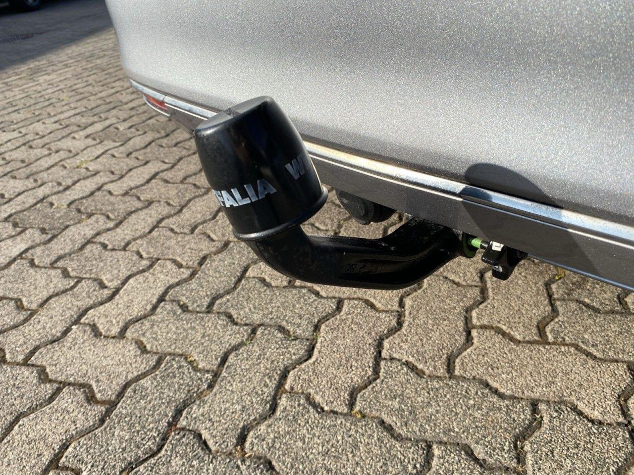 Volkswagen Passat Variant 1.4 TSI DSG Highline AHK LED RFK